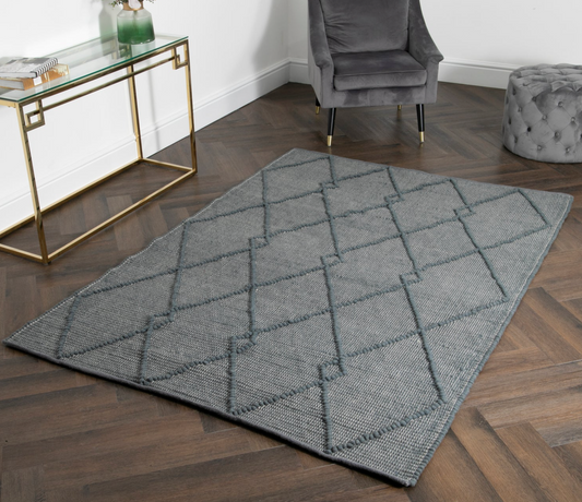 Native Grey Diamond Pattern Large Wool Rug (200x300cm)